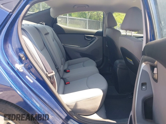 2013 Hyundai Elantra GLS z VIN KMHDH4AE0DU564978, wystawiony jako IAAI lot #39801664 z przebiegiem 40 046 mil mil oraz . Historia ofert i sprzedaży dostępna na DreamBid. Obrazek 8.
