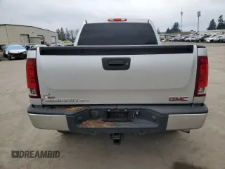 2013 GMC Sierra 1500 SLT with VIN 3GTP2WE75DG275821, listed as a Copart auction lot 43206415 with 141,117 mi miles and Salvage title. Bid and sale history available at DreamBid. Image 6.