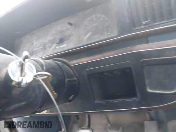 1988 Ford F-150 with VIN 2FTEF14Y6JCA33783, listed as a IAAI auction lot 42519893 with 1,135 mi miles and . Bid and sale history available at DreamBid. Image 11.