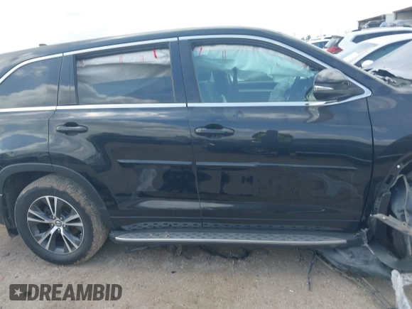 2018 Toyota Highlander LE with VIN 5TDZZRFH5JS283413, listed as a IAAI auction lot 42137612 with 127,889 mi miles and . Bid and sale history available at DreamBid. Image 13.