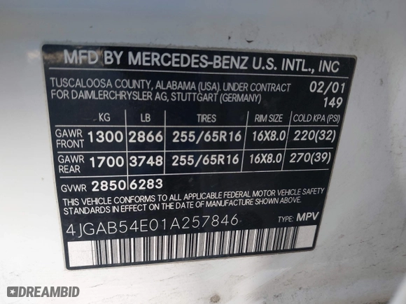 2001 Mercedes-Benz M-Class with VIN 4JGAB54E01A257846, listed as a IAAI auction lot 42010998 with 194,597 mi miles. Bid and sale history available at carsss.com. Image 9.
