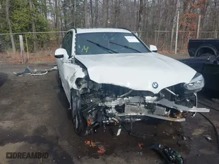 2021 BMW X3 M40i with VIN 5UXTY9C02M9E56106, listed as a IAAI auction lot 41465476 with 1 mi miles. Bid and sale history available at carsss.com. Image 6.