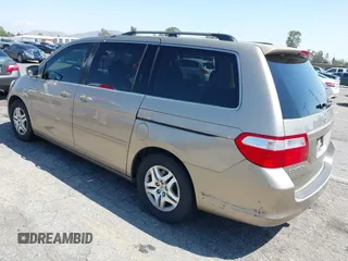 2006 Honda Odyssey EX-L with VIN 5FNRL38646B044795, listed as a IAAI auction lot 42102422 with 213,194 mi miles and . Bid and sale history available at carsss.com. Image 3.