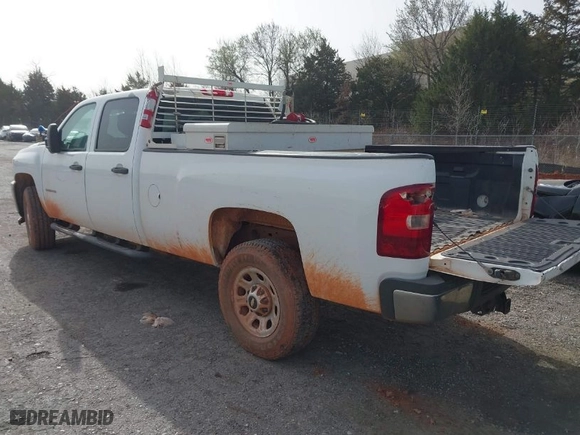 2013 Chevrolet Silverado 2500HD Work Truck with VIN 1GC1CVCG1DF237990, listed as a IAAI auction lot 41802390 with 252,453 mi miles. Bid and sale history available at carsss.com. Image 3.