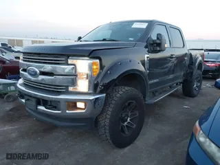 2017 Ford Super Duty F-250 SRW Lariat with VIN 1FT7W2BT2HEE31308, listed as a IAAI auction lot 41226862 with 147,483 mi miles. Bid and sale history available at carsss.com. Image 18.