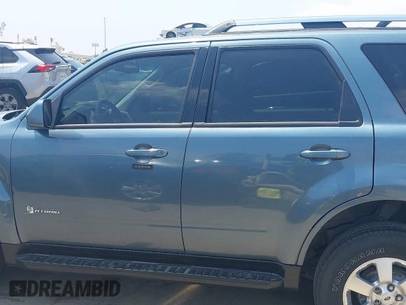2011 Ford Escape Hybrid с VIN 1FMCU4K35BKA50010, выставлен на аукционе IAAI как лот 42170596 с пробегом 129 044 миль миль и . История ставок и продаж доступна на DreamBid. Изображение 14.