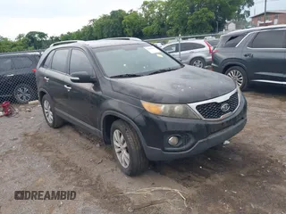 2011 Kia Sorento EX with VIN 5XYKU3A14BG015703, listed as a IAAI auction lot 42607024 with 176,491 mi miles and . Bid and sale history available at DreamBid. Image 1.