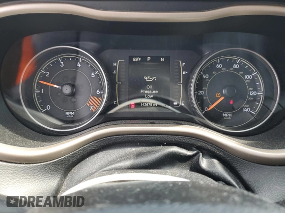 2015 Jeep Cherokee Sport z VIN 1C4PJLAB8FW660791, wystawiony jako Copart lot #60843615 z przebiegiem 142 675 mil mil oraz Szkoda całkowita • Salvage title. Historia ofert i sprzedaży dostępna na DreamBid. Obrazek 9.