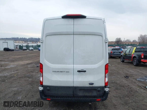 2022 Ford Transit Cargo with VIN 1FTBW3X83NKA44302, listed as a IAAI auction lot 41684165 with 33,463 mi miles and . Bid and sale history available at DreamBid. Image 17.