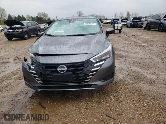 2025 Nissan Versa SV z VIN 3N1CN8EV6SL812476, wystawiony jako Copart lot #54607055 z przebiegiem 183 mil mil oraz Szkoda całkowita • Salvage title. Historia ofert i sprzedaży dostępna na DreamBid. Obrazek 13.