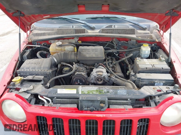 2003 Jeep Liberty Sport with VIN 1J4GL48K03W608325, listed as a IAAI auction lot 42033270 with 210,609 mi miles. Bid and sale history available at carsss.com. Image 10.