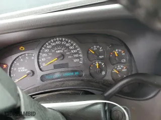 2005 Chevrolet Tahoe Z71 with VIN 1GNEC13T05R272325, listed as a Copart auction lot 39280284 with 155,434 mi miles and Salvage Title. Bid and sale history available at carsss.com. Image 9.