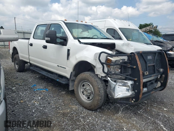 2018 Ford F-350 XL with VIN 1FT8W3BT3JEC37855, listed as a Copart auction lot 63740775 with 128,675 mi miles and Salvage title. Bid and sale history available at DreamBid. Image 4.