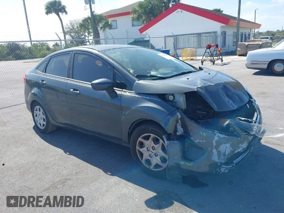 2011 Ford Fiesta SE with VIN 3FADP4BJ9BM170681, listed as a IAAI auction lot 41418263 with 193,531 mi miles. Bid and sale history available at carsss.com. Image 1.