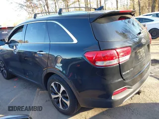 2018 Kia Sorento EX with VIN 5XYPHDA54JG410997, listed as a IAAI auction lot 41332269 with 163,742 mi miles and . Bid and sale history available at carsss.com. Image 3.