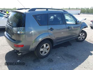 2007 Mitsubishi Outlander LS z VIN JA4MT31XX7U004009, wystawiony jako IAAI lot #42006069 z przebiegiem 222 768 mil mil oraz . Historia ofert i sprzedaży dostępna na DreamBid. Obrazek 4.