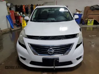 2012 Nissan Versa SV z VIN 3N1CN7AP1CL818012, wystawiony jako Copart lot #52804225 z przebiegiem 194 070 mil mil oraz Szkoda całkowita • Salvage title. Historia ofert i sprzedaży dostępna na DreamBid. Obrazek 5.