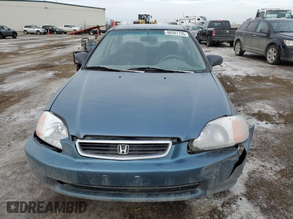1996 Honda Civic z VIN 1HGEJ6638TL802808, wystawiony jako Copart lot #88307755 z przebiegiem 243 355 mil mil oraz Czysty tytuł • Clean title. Historia ofert i sprzedaży dostępna na DreamBid. Obrazek 5.