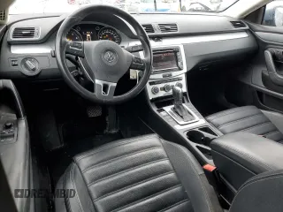 2013 Volkswagen CC Sport z VIN WVWBN7AN4DE503830, wystawiony jako Copart lot #88232795 z przebiegiem 135 827 mil mil oraz Szkoda całkowita • Salvage title. Historia ofert i sprzedaży dostępna na DreamBid. Obrazek 8.