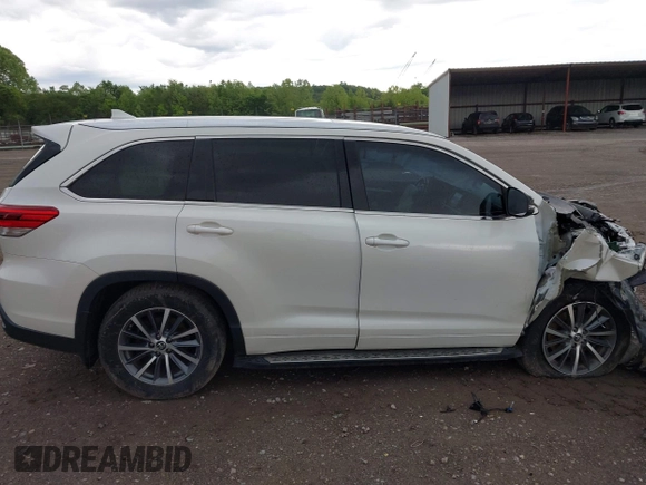 2017 Toyota Highlander XLE with VIN 5TDJZRFH9HS515504, listed as a IAAI auction lot 42209542 with 145,472 mi miles and . Bid and sale history available at DreamBid. Image 12.