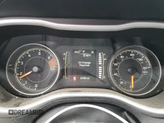 2018 Jeep Cherokee Latitude Plus with VIN 1C4PJLLBXJD524177, listed as a Copart auction lot 51149735 with 57,333 mi miles and Salvage Title. Bid and sale history available at carsss.com. Image 9.