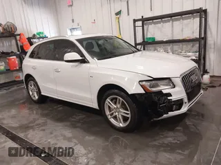 2016 Audi Q5 Prestige with VIN WA1W7AFP7GA001712, listed as a IAAI auction lot 41586298 with 98,725 mi miles. Bid and sale history available at carsss.com. Image 1.