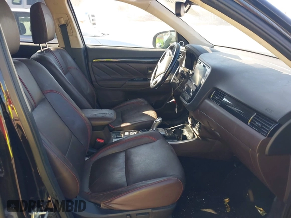 2018 Mitsubishi Outlander SEL with VIN JA4J24A56JZ031678, listed as a IAAI auction lot 38897134 with 146,701 mi miles and . Bid and sale history available at DreamBid. Image 5.