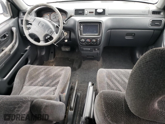 1999 Honda CR-V LX with VIN JHLRD1842XC076548, listed as a Copart auction lot 45907185 with 197,674 mi miles and Salvage Title. Bid and sale history available at carsss.com. Image 8.