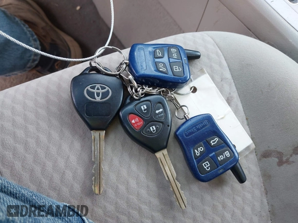 2011 Toyota Camry LE z VIN 4T4BF3EK3BR128796, wystawiony jako IAAI lot #42232144 z przebiegiem 127 823 mil mil oraz . Historia ofert i sprzedaży dostępna na DreamBid. Obrazek 11.