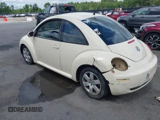 2007 Volkswagen Beetle with VIN 3VWRW31C27M511441, listed as a IAAI auction lot 42362203 with 200,236 mi miles and . Bid and sale history available at DreamBid. Image 3.