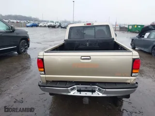 2000 Mazda B-Series 4WD Truck SE with VIN 4F4ZR17V4YTM04182, listed as a IAAI auction lot 41643775 with 181,854 mi miles. Bid and sale history available at carsss.com. Image 16.