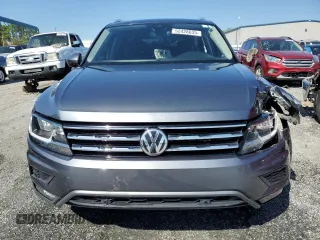 2020 Volkswagen Tiguan SE z VIN 3VV3B7AX8LM102502, wystawiony jako Copart lot #52428635 z przebiegiem 50 778 mil mil oraz Szkody całkowita. Historia ofert i sprzedaży dostępna na DreamBid. Obrazek 5.