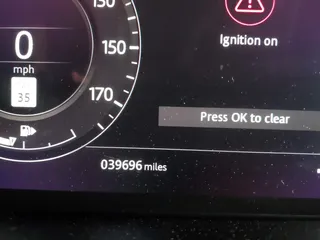 2020 Land Rover Range Rover Evoque SE z VIN SALZP2FX6LH049060, wystawiony jako IAAI lot #42270969 z przebiegiem 39 696 mil mil oraz . Historia ofert i sprzedaży dostępna na DreamBid. Obrazek 15.