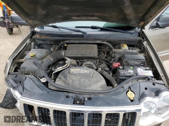 2006 Jeep Grand Cherokee Limited with VIN 1J4HS58N66C211974, listed as a Copart auction lot 60281945 with 220,229 mi miles and Salvage title. Bid and sale history available at DreamBid. Image 12.