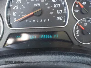 2006 GMC Envoy Denali with VIN 1GKES63M262344853, listed as a IAAI auction lot 42024960 with 183,066 mi miles. Bid and sale history available at carsss.com. Image 7.