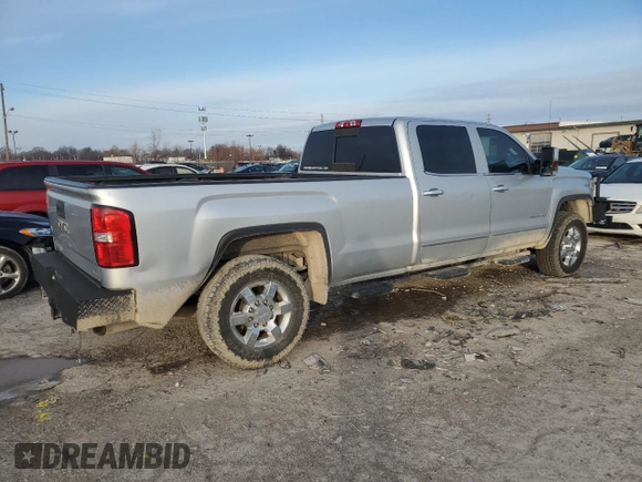 2015 GMC Sierra 3500HD SLT z VIN 1GT423E89FF547639, wystawiony jako Copart lot #86342214 z przebiegiem 185 012 mil mil oraz Szkoda całkowita • Salvage title. Historia ofert i sprzedaży dostępna na DreamBid. Obrazek 3.