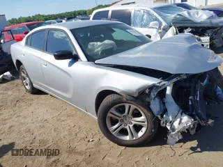 2023 Dodge Charger SXT z VIN 2C3CDXBG1PH635999, wystawiony jako IAAI lot #42056406 z przebiegiem 31 309 mil mil oraz . Historia ofert i sprzedaży dostępna na DreamBid. Obrazek 1.