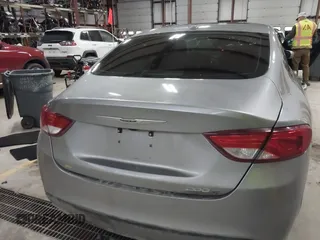 2015 Chrysler 200 S with VIN 1C3CCCBG2FN700683, listed as a IAAI auction lot 41124987 with 98,724 mi miles. Bid and sale history available at carsss.com. Image 16.