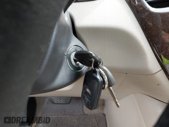 2003 Toyota Highlander z VIN JTEGF21A230119829, wystawiony jako IAAI lot #42495586 z przebiegiem 154 246 mil mil oraz . Historia ofert i sprzedaży dostępna na DreamBid. Obrazek 11.
