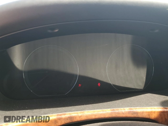 2013 Hyundai Equus Signature with VIN KMHGH4JH8DU063666, listed as a Copart auction lot 63621585 with Not provided miles and Clean title. Bid and sale history available at DreamBid. Image 9.