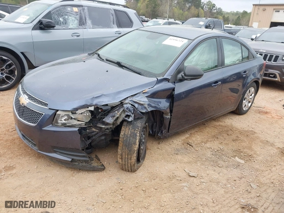 2014 Chevrolet Cruze LS with VIN 1G1PA5SHXE7190912, listed as a IAAI auction lot 41936724 with 100,924 mi miles. Bid and sale history available at carsss.com. Image 2.