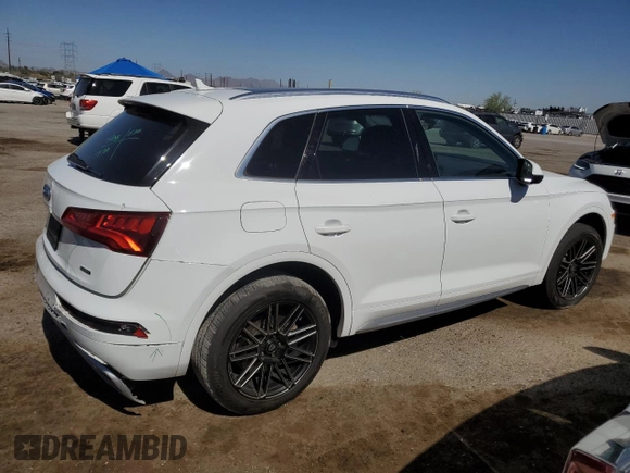 2020 Audi Q5 Premium z VIN WA1ANAFY3L2013367, wystawiony jako Copart lot #57328025 z przebiegiem Nie podano mil oraz Szkoda całkowita • Salvage title. Historia ofert i sprzedaży dostępna na DreamBid. Obrazek 3.