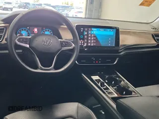 2024 Volkswagen Atlas SE with VIN 1V2HR2CA7RC565297, listed as a IAAI auction lot 42844488 with 24,398 mi miles and . Bid and sale history available at DreamBid. Image 19.