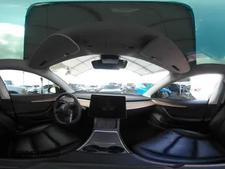 2023 Tesla Model 3 z VIN 5YJ3E1EA1PF546324, wystawiony jako IAAI lot #42103745 z przebiegiem 33 284 mil mil oraz . Historia ofert i sprzedaży dostępna na DreamBid. Obrazek 20.