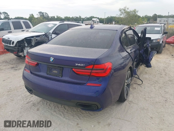2018 BMW 7 Series 740i with VIN WBA7E2C58JB216314, listed as a IAAI auction lot 41867480 with 62,678 mi miles. Bid and sale history available at carsss.com. Image 4.