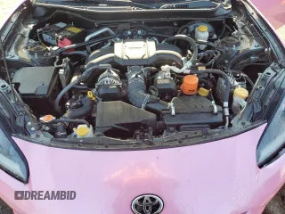 2022 Toyota 86 z VIN JF1ZNBC14N8751366, wystawiony jako Copart lot #56455295 z przebiegiem 33 138 mil mil oraz Szkoda całkowita • Salvage title. Historia ofert i sprzedaży dostępna na DreamBid. Obrazek 11.