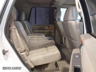 2007 Lincoln Navigator with VIN 5LMFU28517LJ07327, listed as a IAAI auction lot 41706941 with 225,124 mi miles. Bid and sale history available at carsss.com. Image 8.