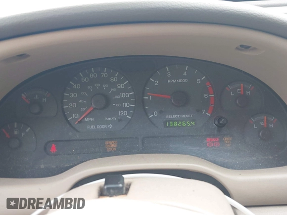 2004 Ford Mustang Deluxe z VIN 1FAFP44644F193077, wystawiony jako IAAI lot #42455984 z przebiegiem 138 265 mil mil oraz . Historia ofert i sprzedaży dostępna na DreamBid. Obrazek 7.