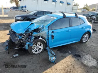2020 Toyota Corolla Hatchback SE with VIN JTND4RBE3L3091394, listed as a Copart auction lot 67681004 with 34,606 mi miles and Salvage Title. Bid and sale history available at carsss.com. Image 1.