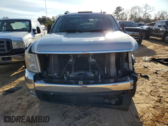 2008 Chevrolet Silverado 3500HD DRW LTZ with VIN 1GCJK33698F169636, listed as a Copart auction lot 43018745 with 256,640 mi miles and Salvage Title. Bid and sale history available at carsss.com. Image 5.